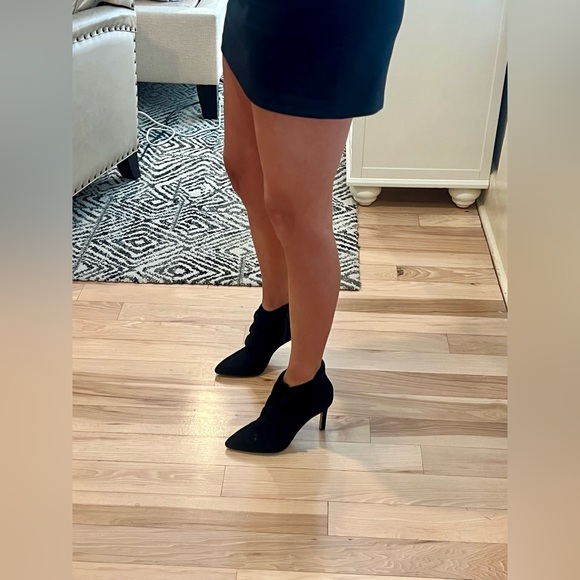 Gianni Bini Dawnella Buttons Bootie - Picture 6 of 7